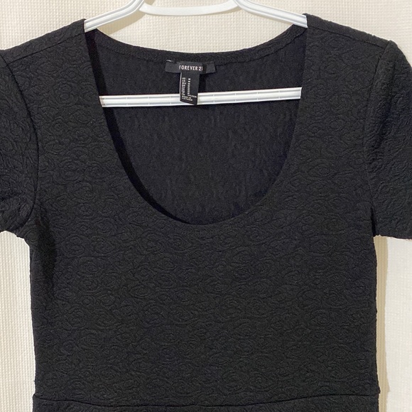 Forever 21 Black Short Sleeve Skater Dress Scoop Neck Mini Dress Size M - Picture 5 of 11